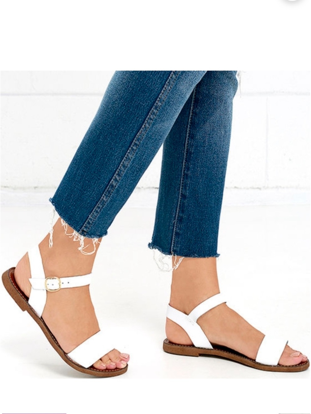Steve Madden Donddi White Leather Strap Flat Sandals NIB